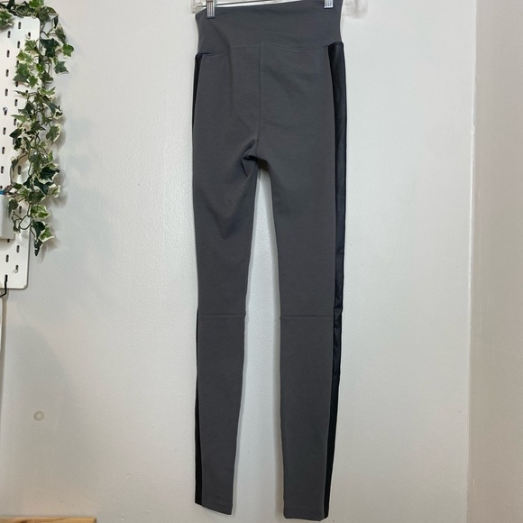 SPANX Assets Red Hot Label Structured Leggings Racing Stripe size S - Picture 3 of 8